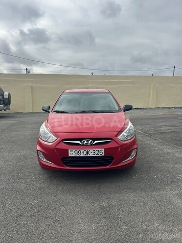 Hyundai Accent-7