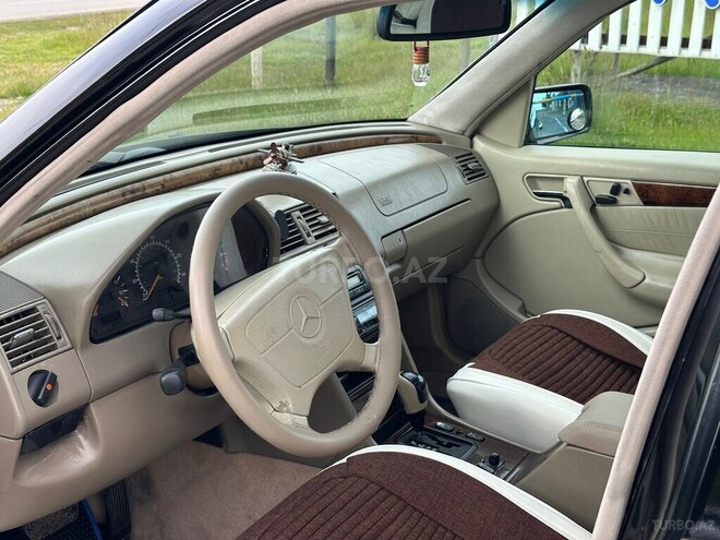 Mercedes C 230-7
