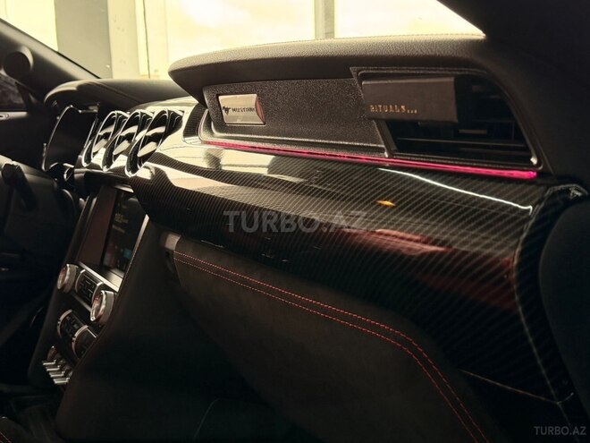 Ford Mustang 2019, 111,000 km - 2.3 l - Bakı