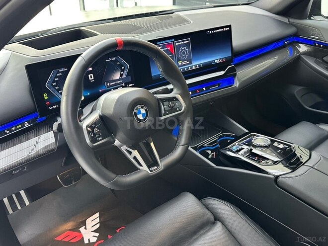 BMW i5-15