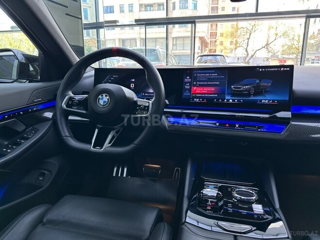 BMW i5-27