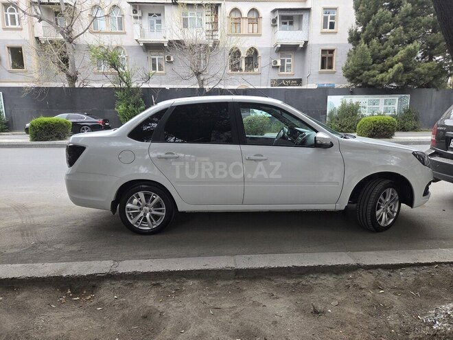 LADA (VAZ) Granta-11