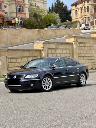 Volkswagen Phaeton-8