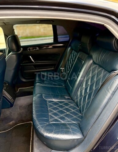 Volkswagen Phaeton-16