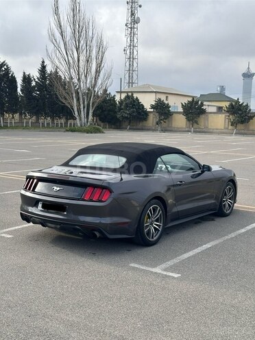 Ford Mustang-11
