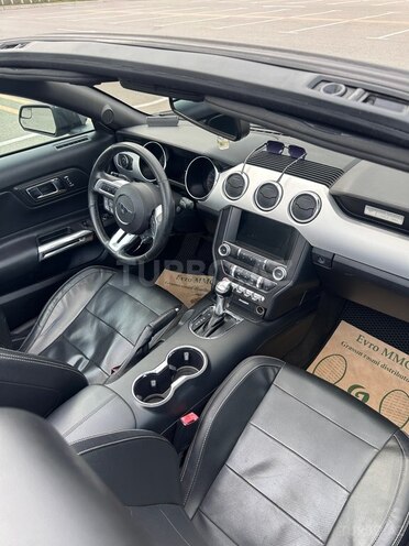 Ford Mustang-3