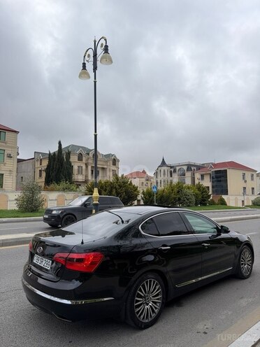 Kia Cadenza-5