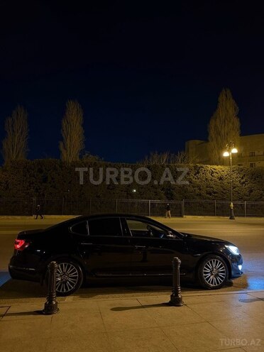 Kia Cadenza-12
