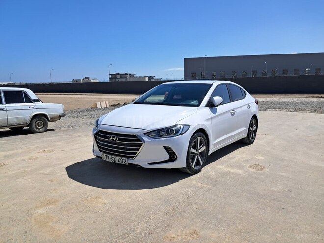 Hyundai Avante 2016, 288,000 km - 1.6 l - Bakı