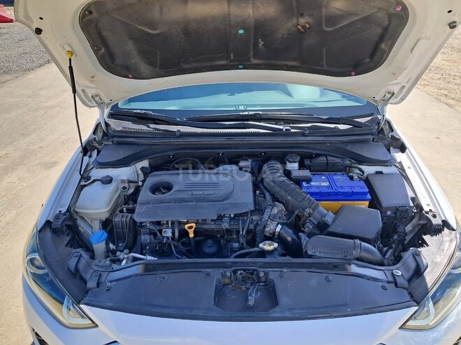 Hyundai Avante 2016, 288,000 km - 1.6 l - Bakı