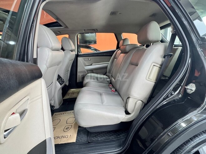 Mazda CX-9-23