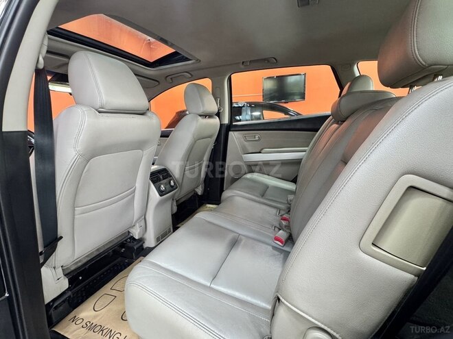 Mazda CX-9-24