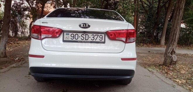Kia Rio-7
