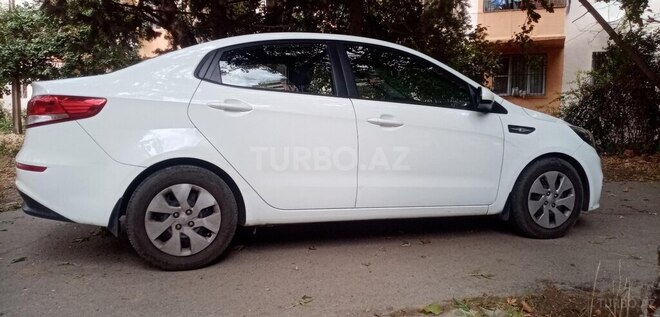 Kia Rio-6