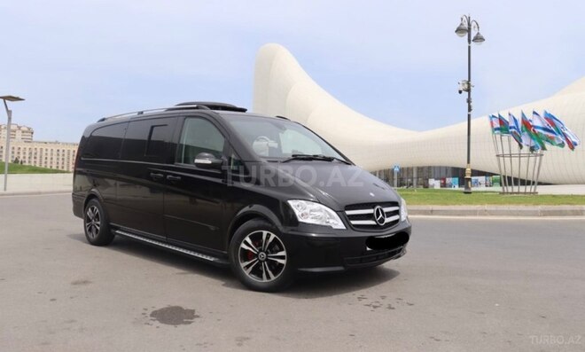 Mercedes Viano-1