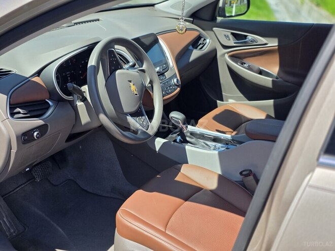 Chevrolet Malibu-10