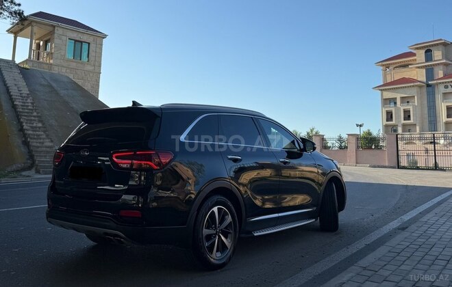 Kia Sorento-9