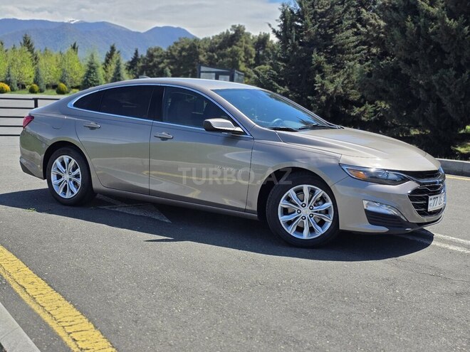 Chevrolet Malibu-21