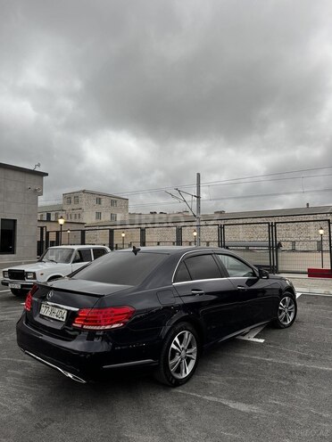 Mercedes E 250-4