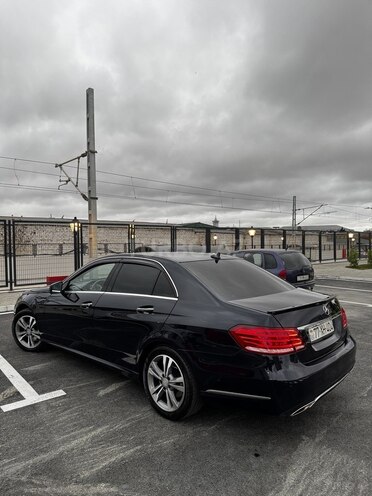 Mercedes E 250-3