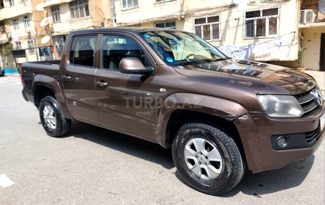 Volkswagen Amarok-8