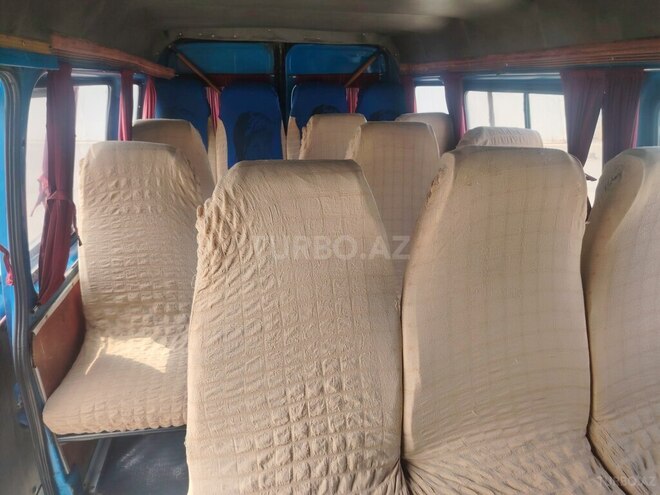 Ford Transit-6