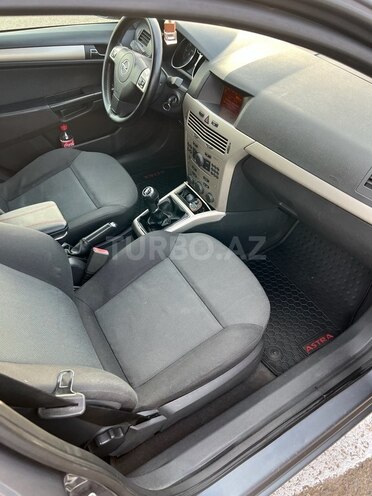 Opel Astra-16