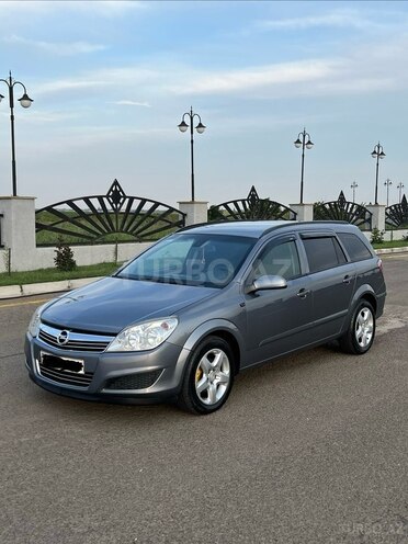 Opel Astra-2