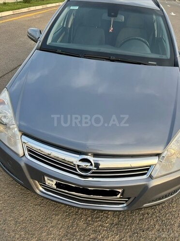 Opel Astra-13