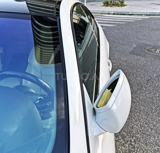 BMW M6-17