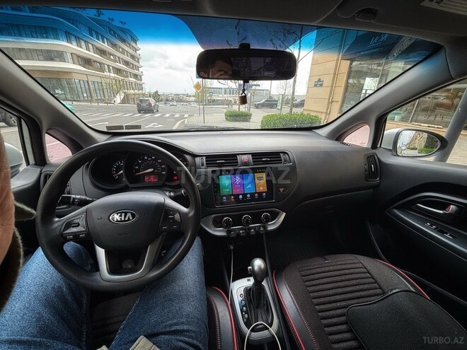 Kia Rio-6