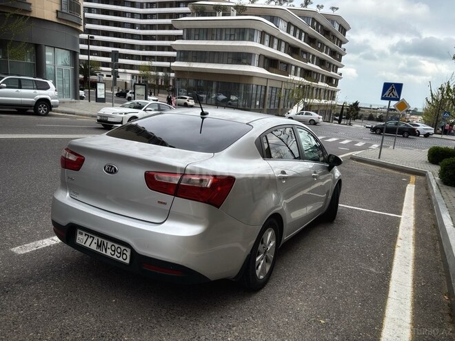 Kia Rio-2