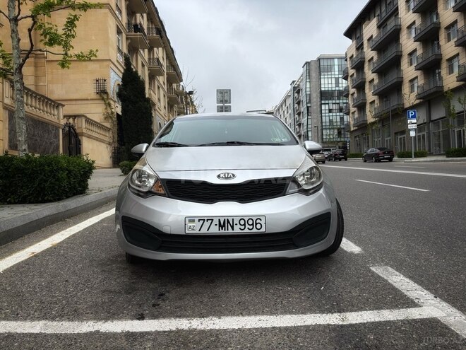 Kia Rio-8