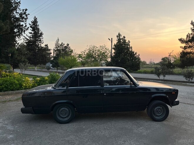 LADA (VAZ) 2107-5