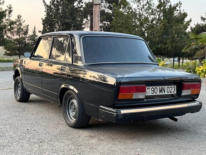 LADA (VAZ) 2107-6