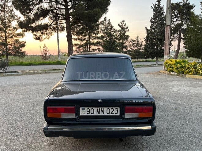 LADA (VAZ) 2107-3
