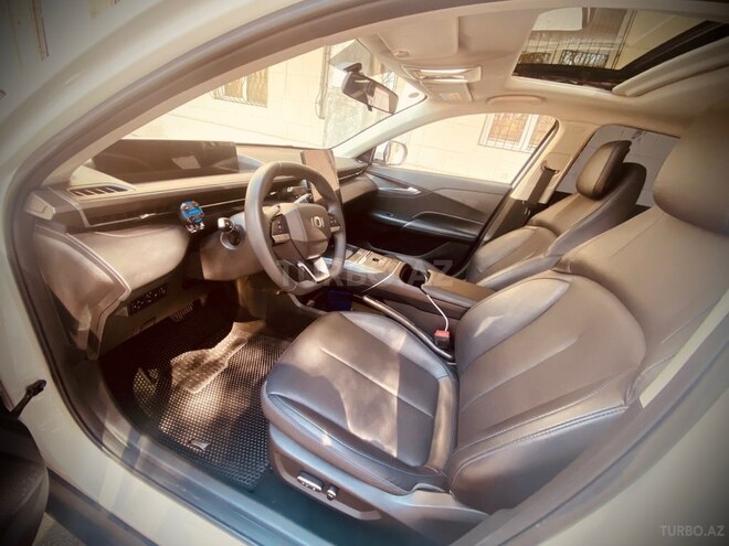 Changan Qiyuan A05-9