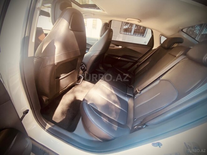 Changan Qiyuan A05-8