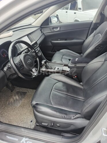 Kia K5-19