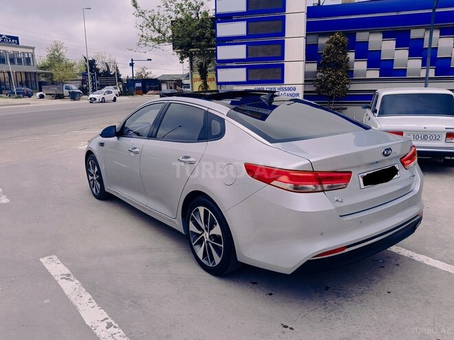Kia K5-7