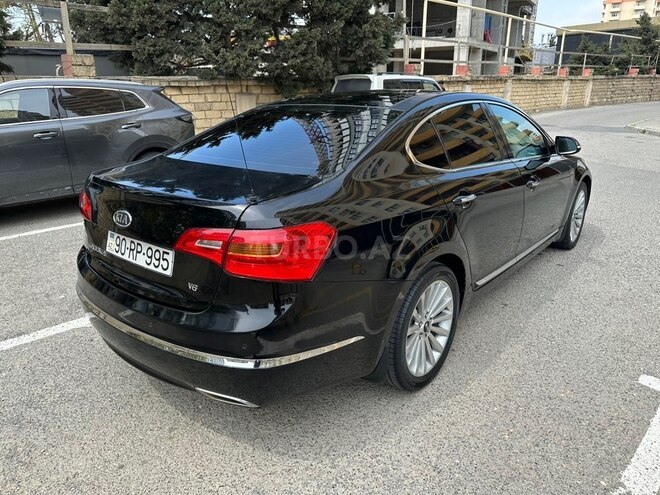 Kia Cadenza-5