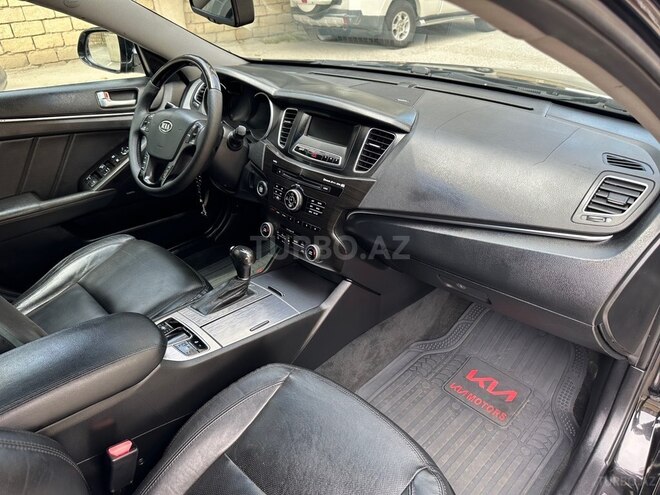 Kia Cadenza-12
