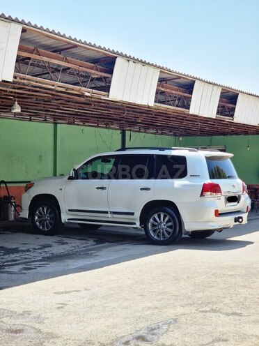 Toyota Land Cruiser-2