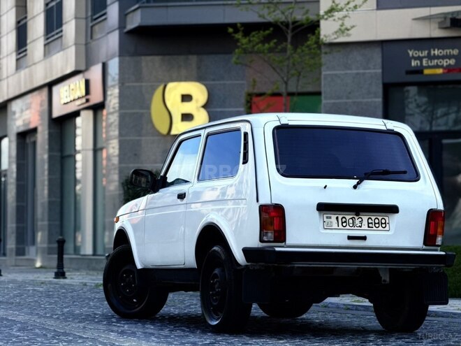 LADA (VAZ) Niva-13