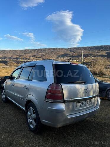 Opel Zafira 2006, 540,000 km - 2.2 l - Qusar