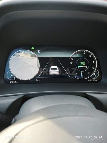 Hyundai Sonata-18