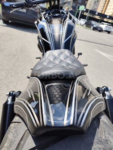 Harley-Davidson Night Rod-9
