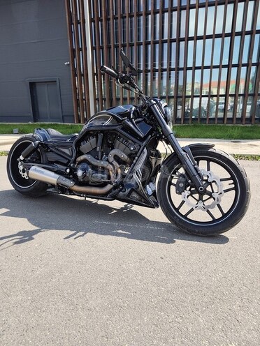 Harley-Davidson Night Rod-2