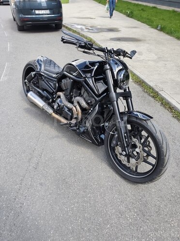 Harley-Davidson Night Rod-10