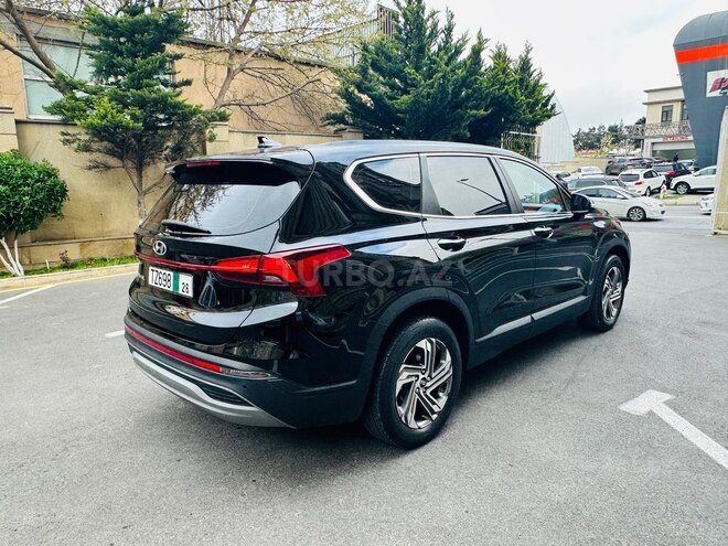 Hyundai Santa Fe-5